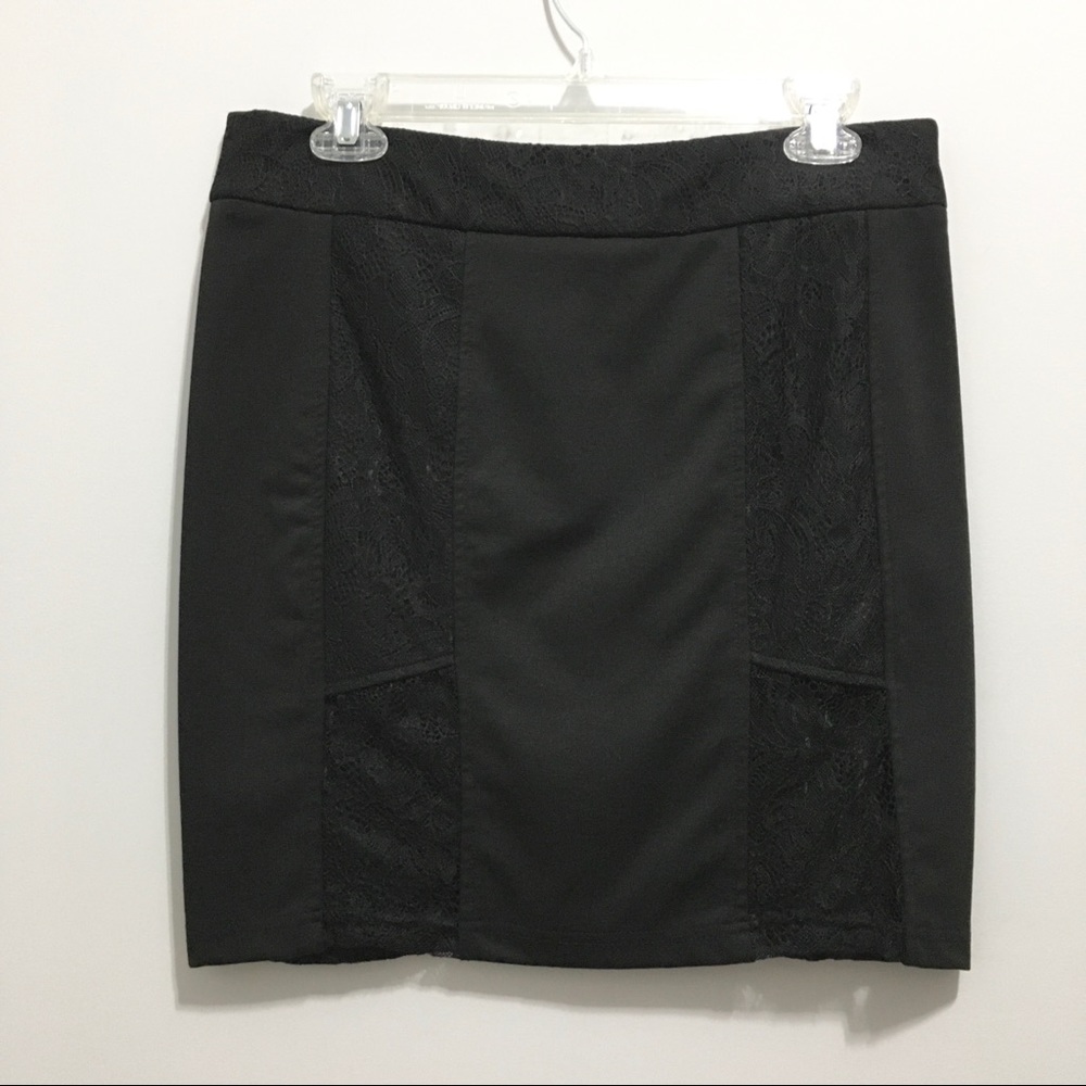 Heart Crush Women’s Black Lace Crochet Embroidered Micro Mini Skirt